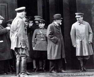 ГЕНЕРАЛ ЕЖОВ