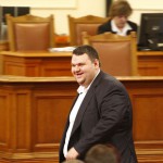 ДЕЛЯН ПЕЕВСКИ