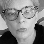 ВЕСЕЛИНА ТОМОВА