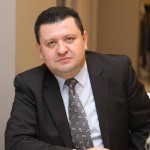 сали табаков