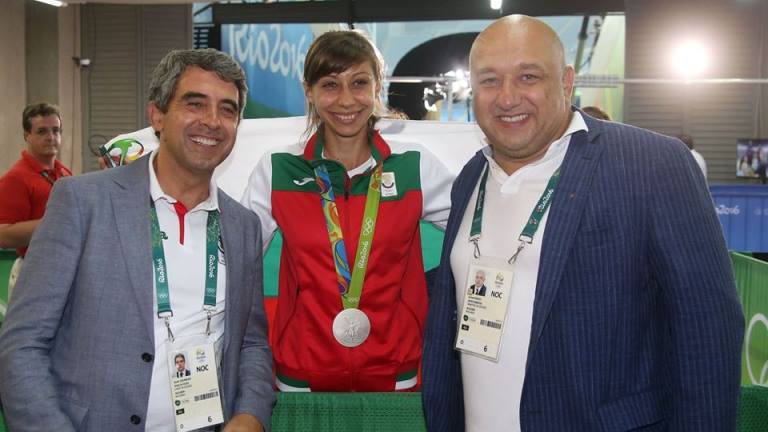 ОТЧАЙВАЩО ПРЕДСКАЗУЕМА ПАСМИНА | АФЕРА.БГ | Журналистически разследвания