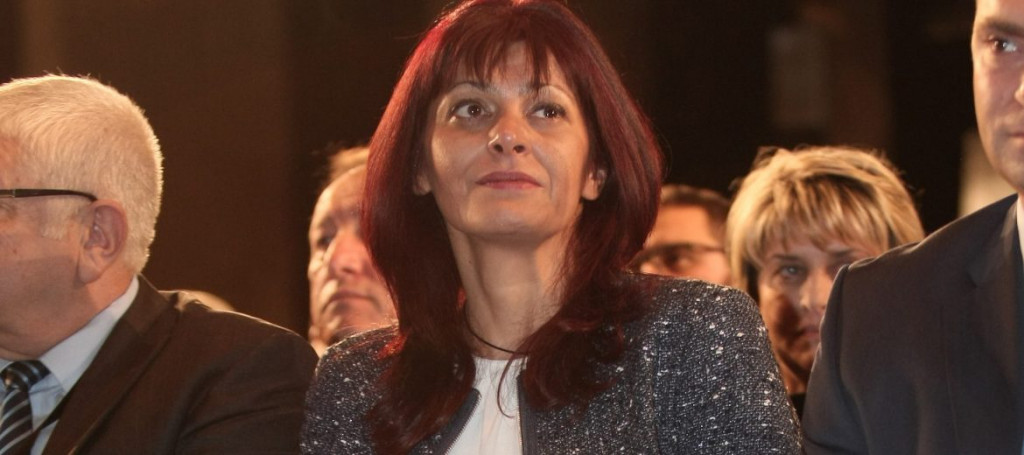 ДЕСИСЛАВА РАДЕВА