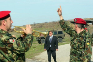 КРАСИМИР КАРАКАЧАНОВ