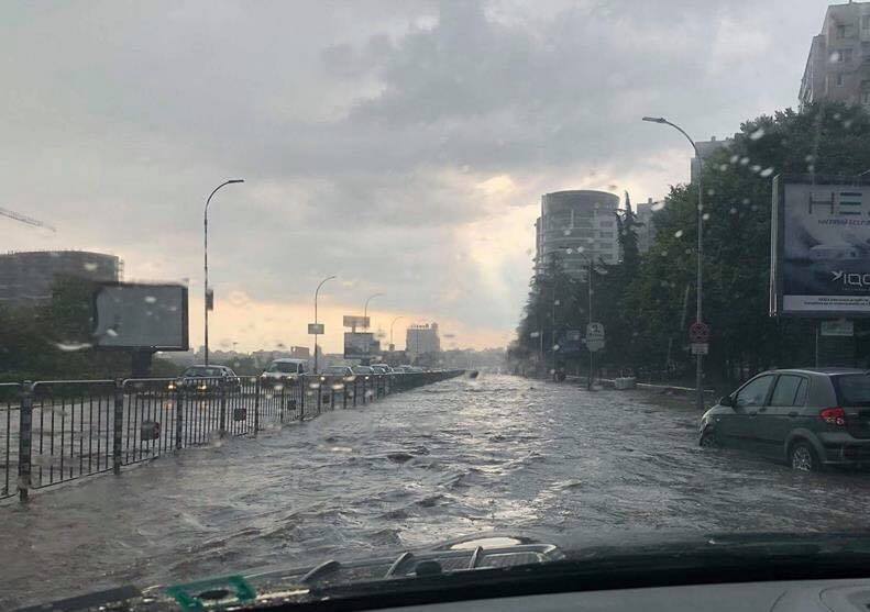 РОБИ МНОГО, АМА СПАРТАК МИ СЕ ГУБИ... ВАРНА