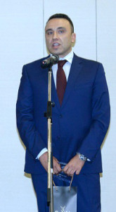 СТОЯН ЯКИМОВ
